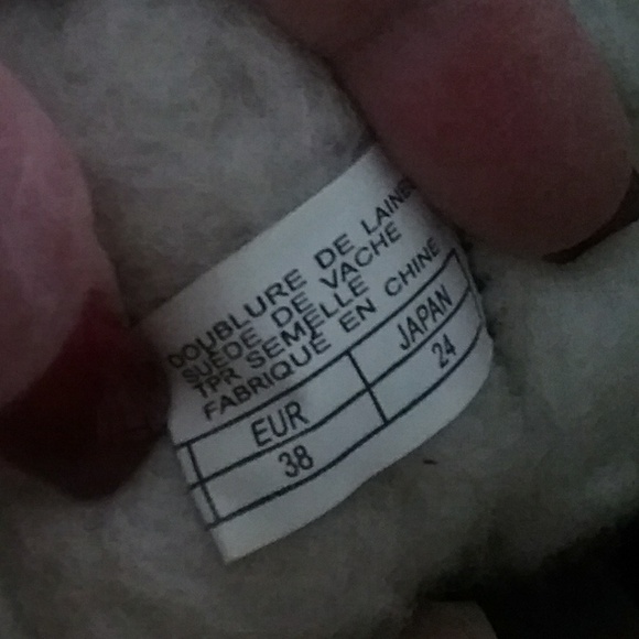 EMU Australia Suede and Sherling Lined Brown Boots - Picture 8 of 8